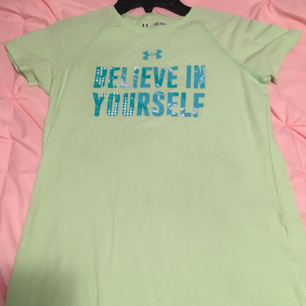 Set of 3 athletic tops for girls